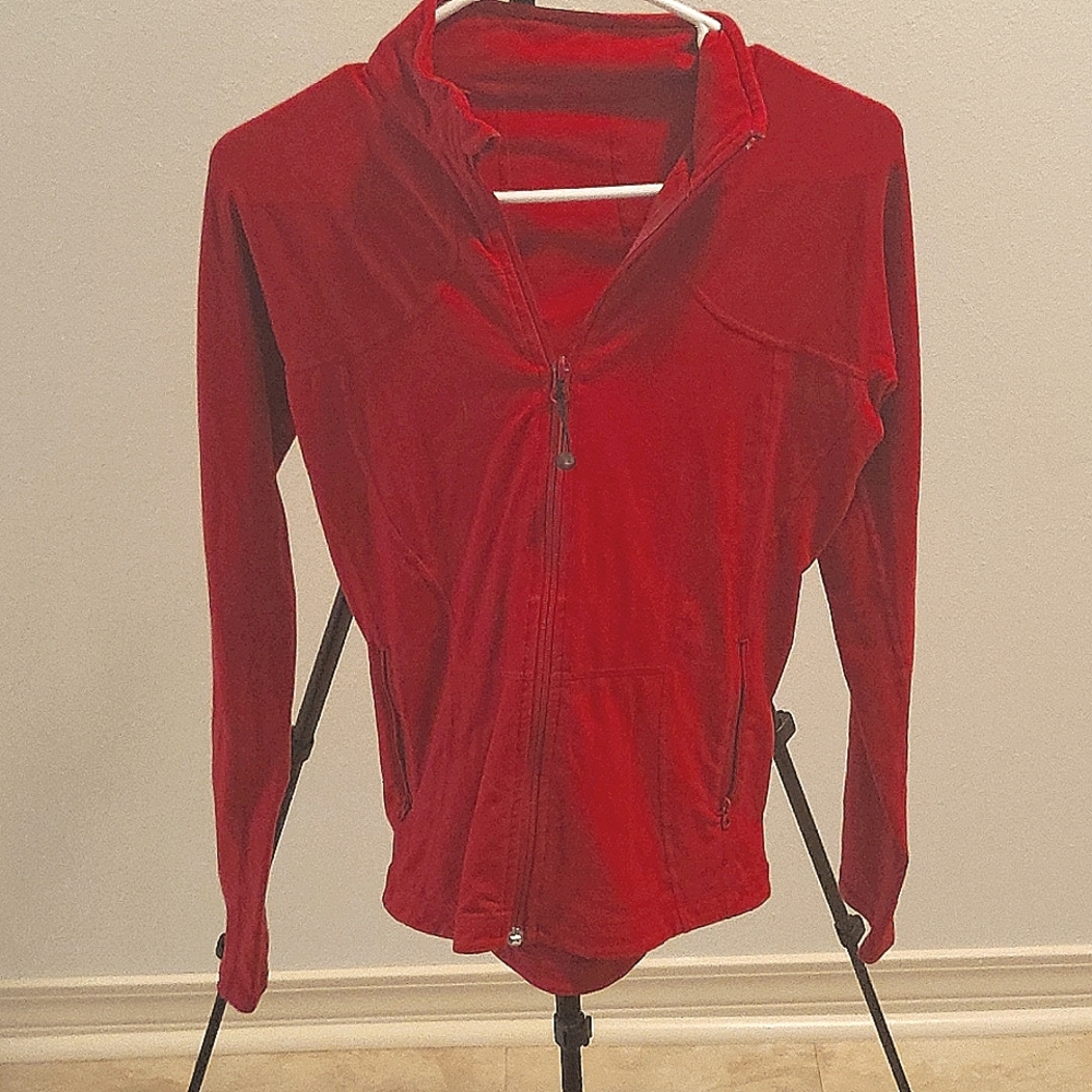 Lululemon sweatshirt
